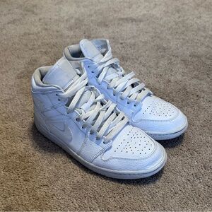 Air Jordan 1 Mid White Men's Size 8